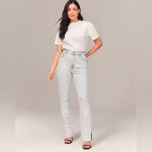 Abercrombie & Fitch Curve Love Ultra High Rise 90s Slim Straight Jean
